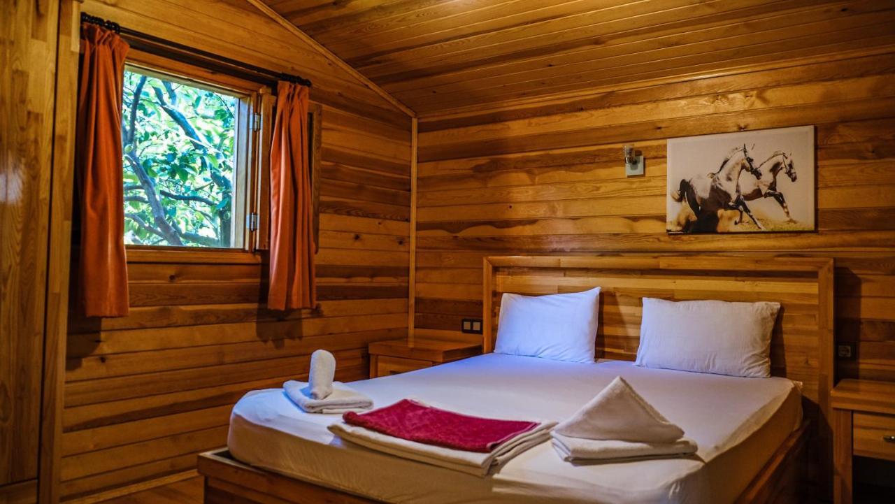 Lemon Garden Lodge Чирали Екстер'єр фото