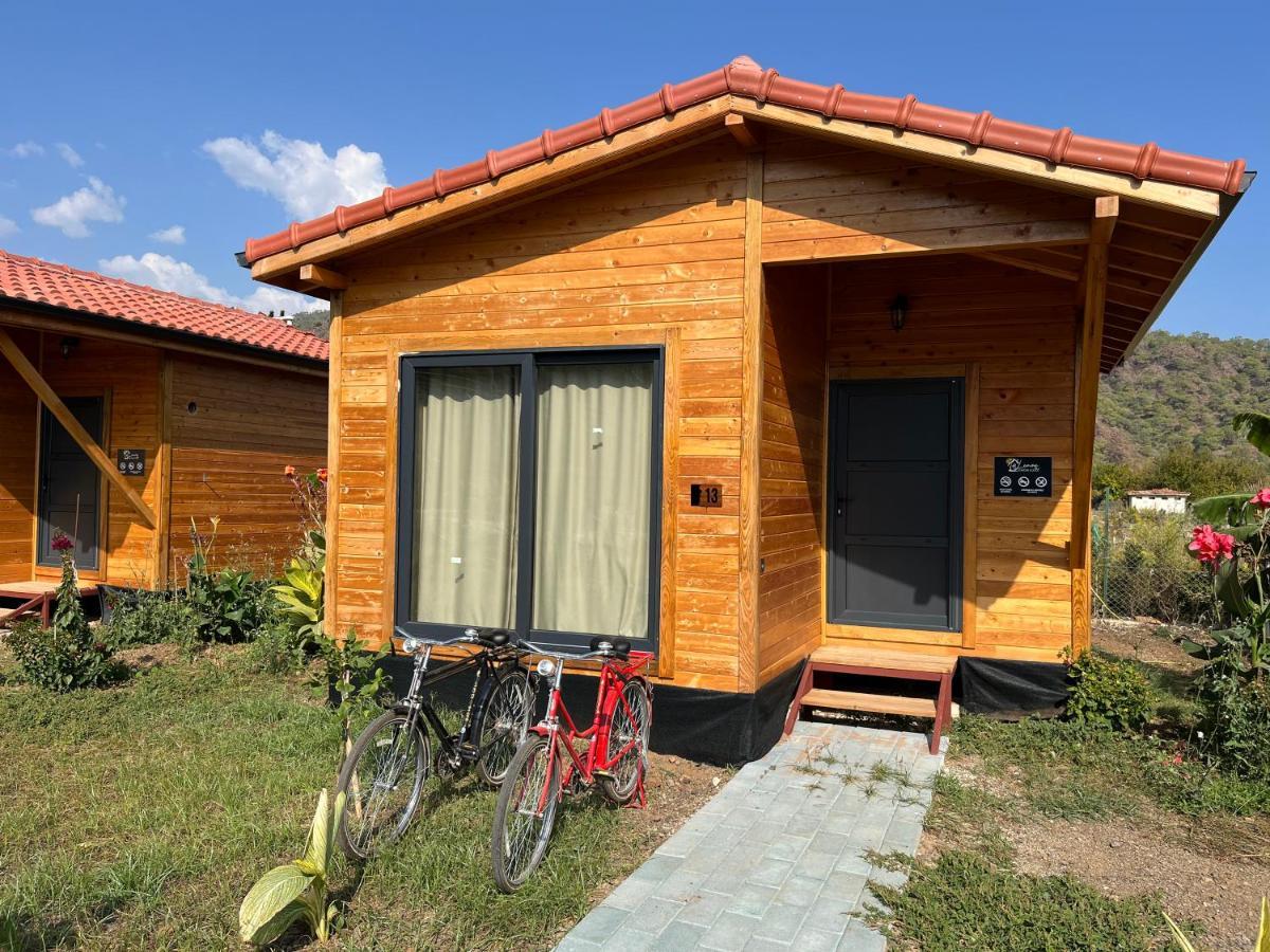 Lemon Garden Lodge Чирали Екстер'єр фото
