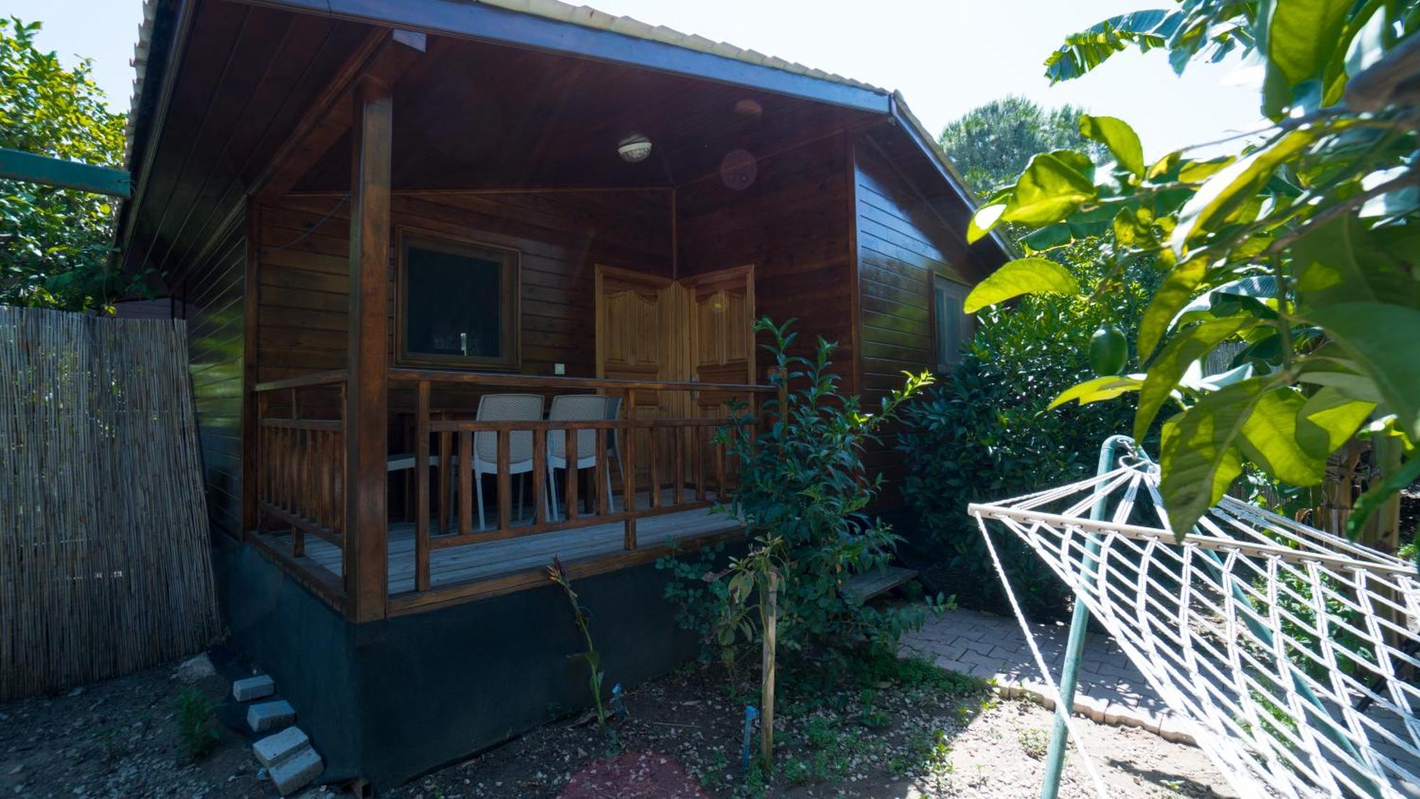 Lemon Garden Lodge Чирали Екстер'єр фото